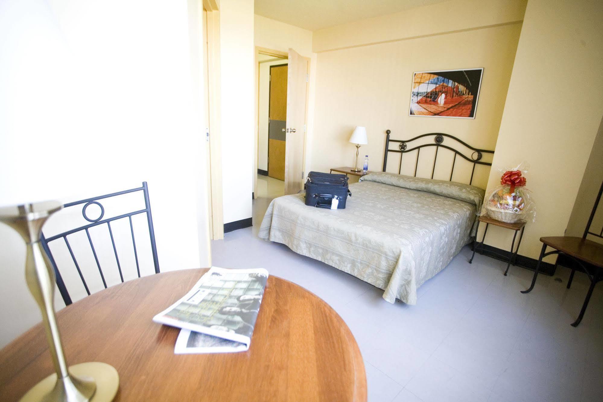 Residences Campus Notre-Dame-De-Foy Saint-Augustin-de-Desmaures Dış mekan fotoğraf